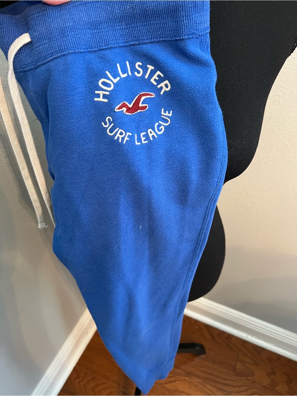 Hollister Royal Blue Surf League Joggers - Youth Size L